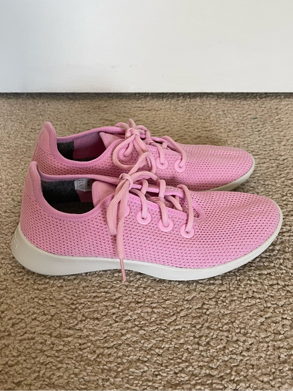 Allbirds Pink Tree Runner Size 9 - Picture 2 of 5